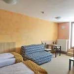 Πανσιόν U Admirala 4*