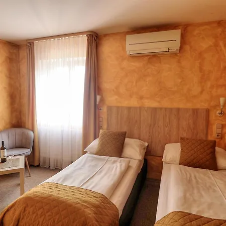 U Admirala Pensionat Kladno